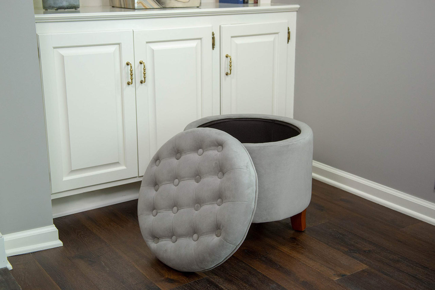Upholstered Round Velvet Tufted Foot Rest Ottoman