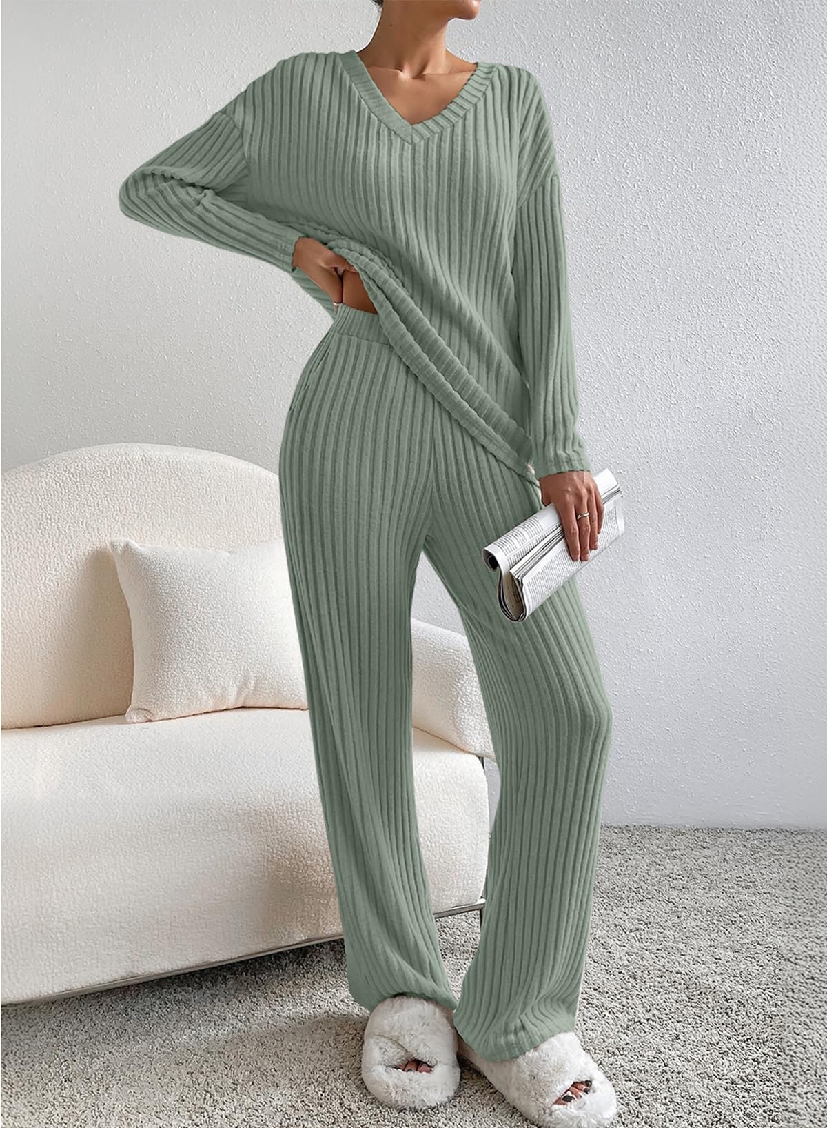 Women's Chic Ribbed Lounge Set - 2 Piece