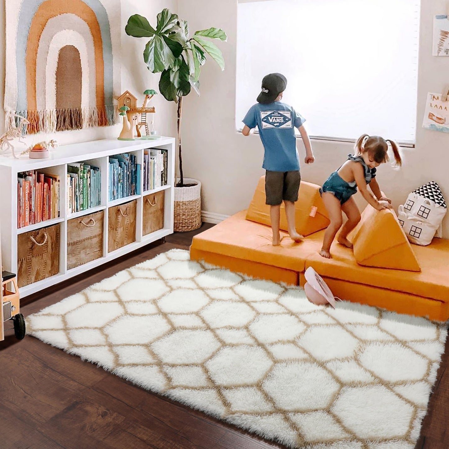Modern Geometric Plush Area Rug, 4"x6"